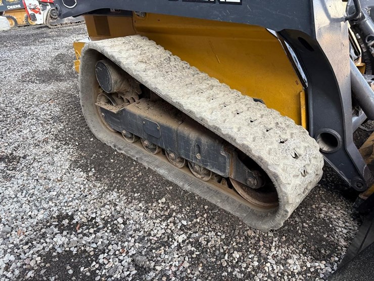 2021-deere-325g-image-12