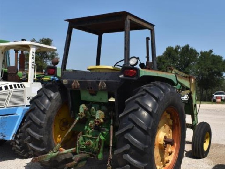 john-deere-4040-image-8