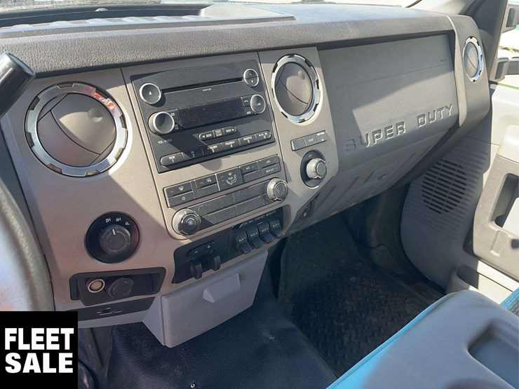 2013-ford-f550-image-15