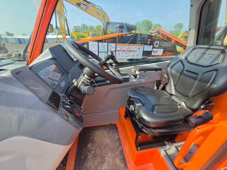 jlg-1255-image-11