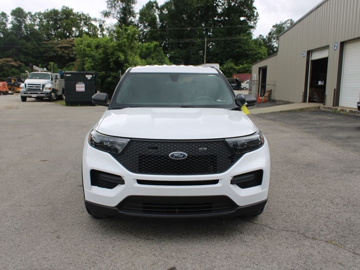 2020-ford-explorer-police-interceptor-image-3