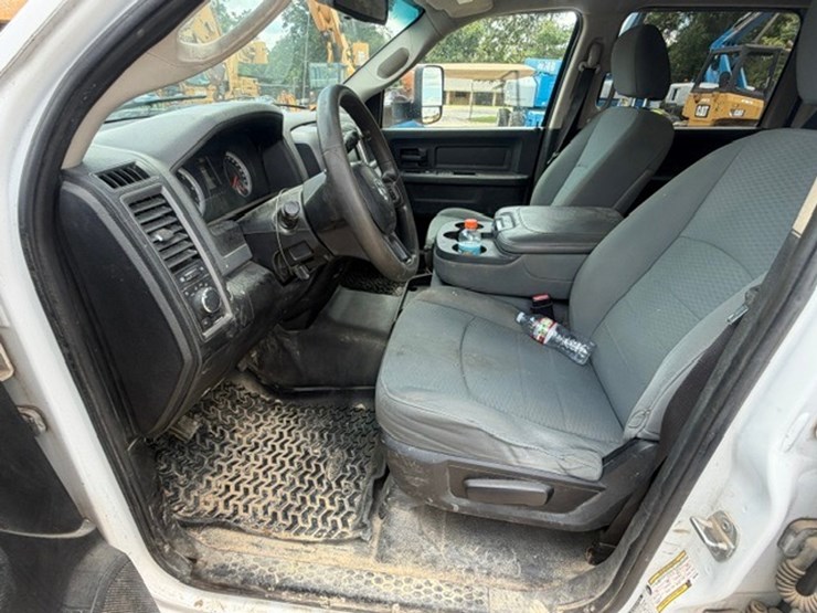 2013-dodge-ram-2500-image-37