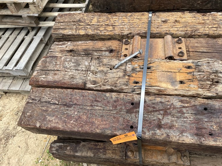 #3447-•-bundle-of-(16)-railroad-ties-image-10