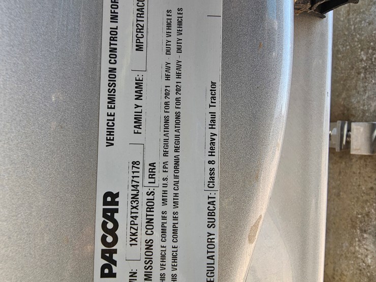 2022-kenworth-t880-image-14