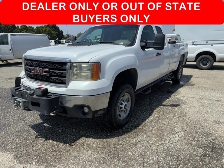 2012-gmc-sierra-2500-image-1