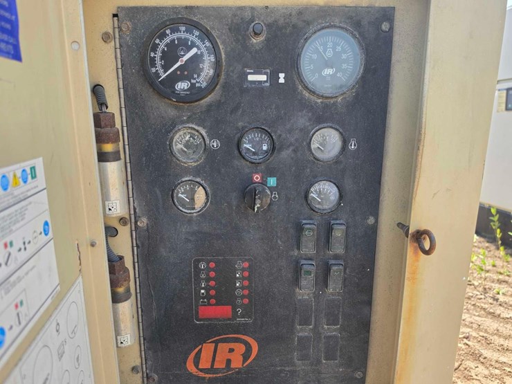 doosan-hp1600wcu-image-8