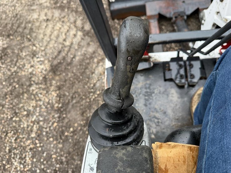 bobcat-331-image-26