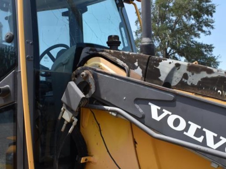 volvo-bl70b-image-8