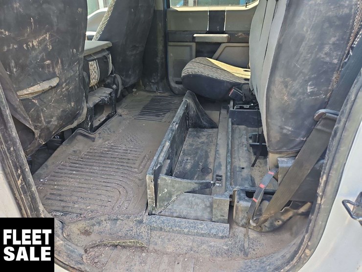 2020-ford-f250-image-24