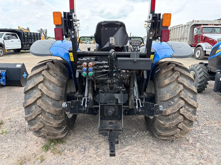 new-holland-workmaster-120-image-6