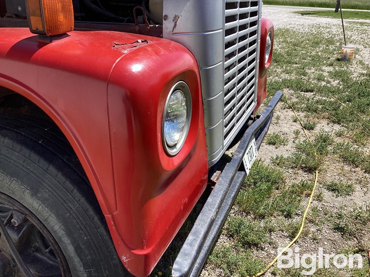 1975-international-loadstar-image-17