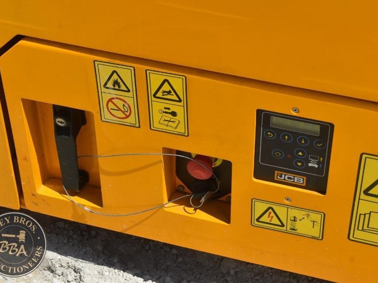 2023-jcb-s4550e-image-10