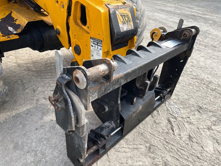 jcb-tm320-image-12