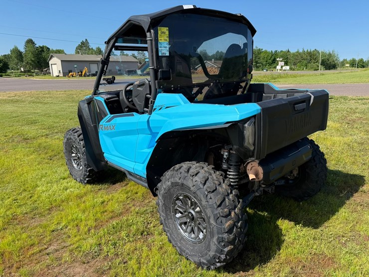 #1428-•-2023-yamaha-wolverine-rmax-4x4-utv-image-3