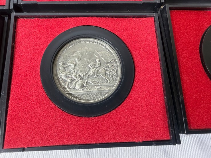 #40028-•-(10)-u.s.-mint-department-of-treasury-metals-image-21