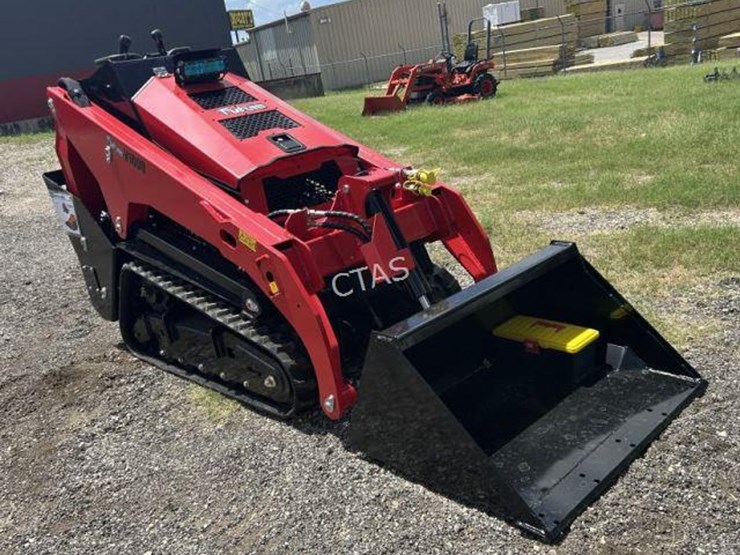#52-•-mini-skid-steer-loader---ft-v1000---diesel-image-3