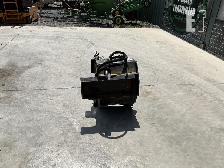 2018-ditch-witch-sk800-image-2