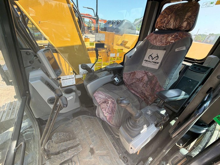 caterpillar-315-gc-image-28