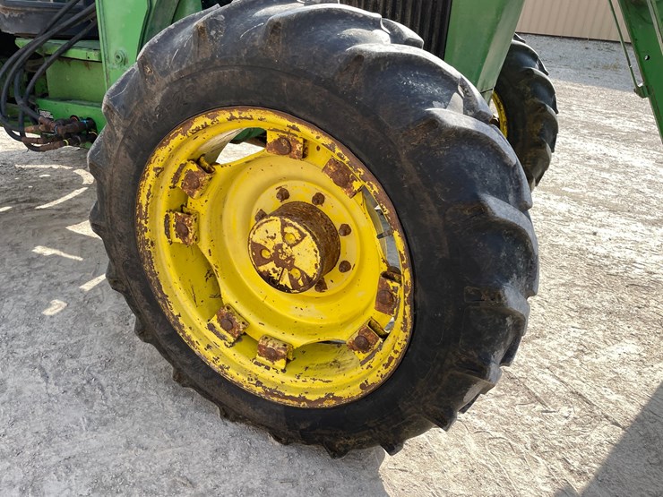 john-deere-2755-image-17