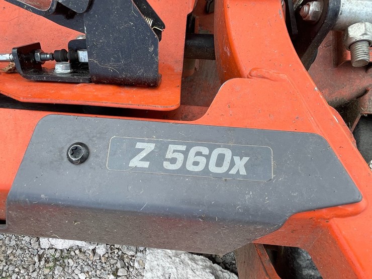#4861-•-husqvarna-professional-z560x-zero-turn-lawn-mower-image-28