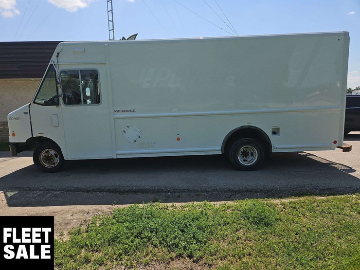 2012-ford-e-series-s/a-step-van-image-6