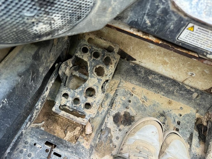2022-bobcat-t550-image-28