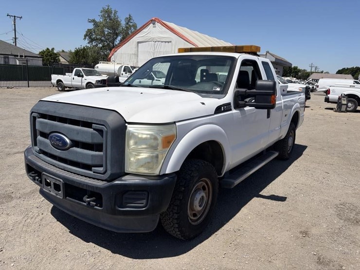 2011-ford-f250-image-1