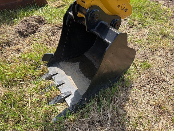 caterpillar-306e-image-12