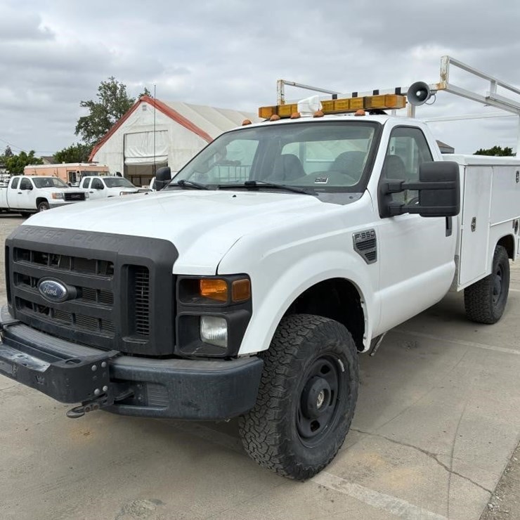 2010 FORD F350