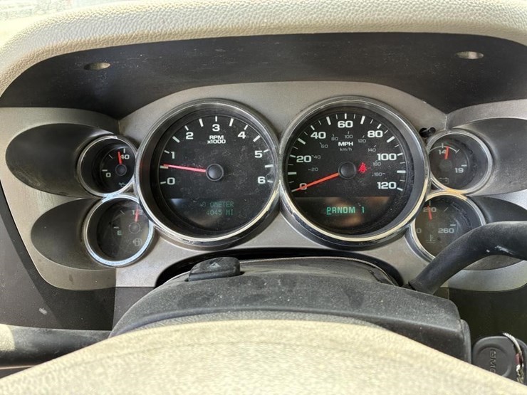 2012-gmc-sierra-2500-image-16