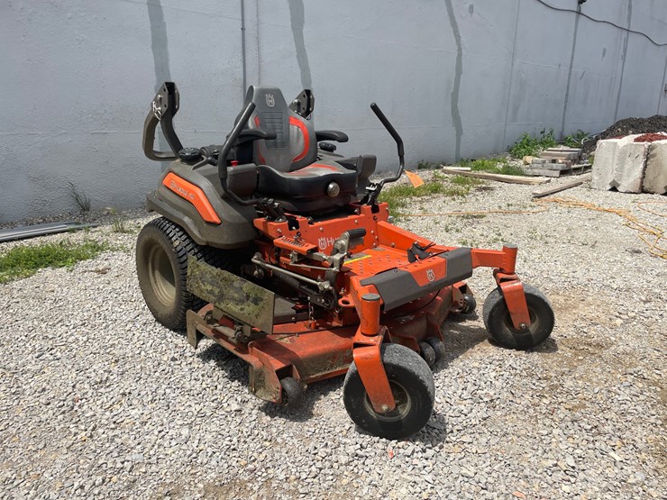 #4859-•-husqvarna-professional-z560x-zero-turn-lawn-mower-image-3