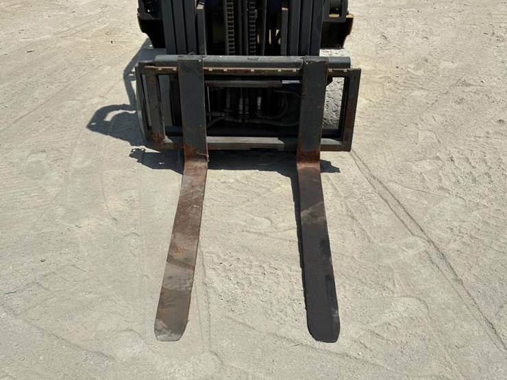 komatsu-fg25st-12-image-7