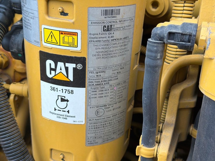 2018-caterpillar-d3k2-lgp-image-19