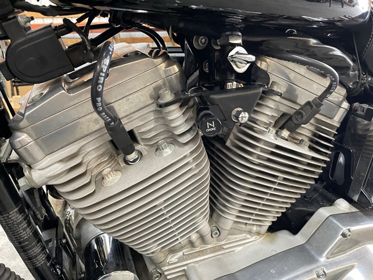 #300-•-2000-harley-davidson-883-sportster-(has-wi-title)-image-39