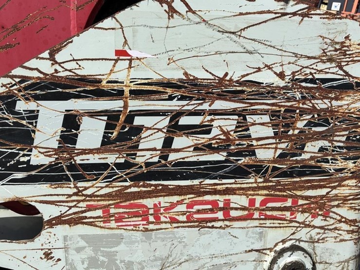 2016-takeuchi-tl12-image-12