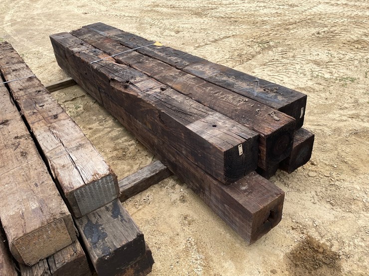 #3442-•-bundle-of-(6)-railroad-ties-image-3