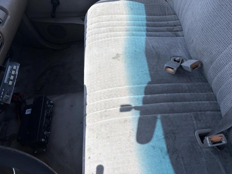 2000-chevrolet-silverado-2500-image-20