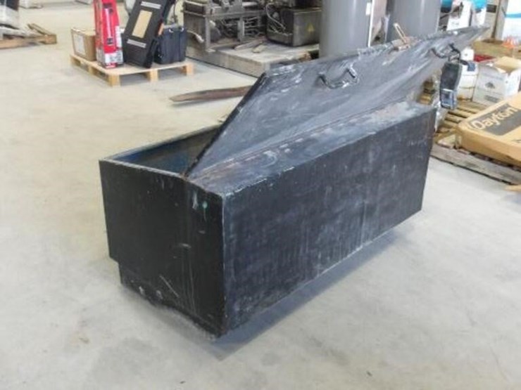60-in.-x-32-in.-x-30-in.-tool-box(es)-image-4