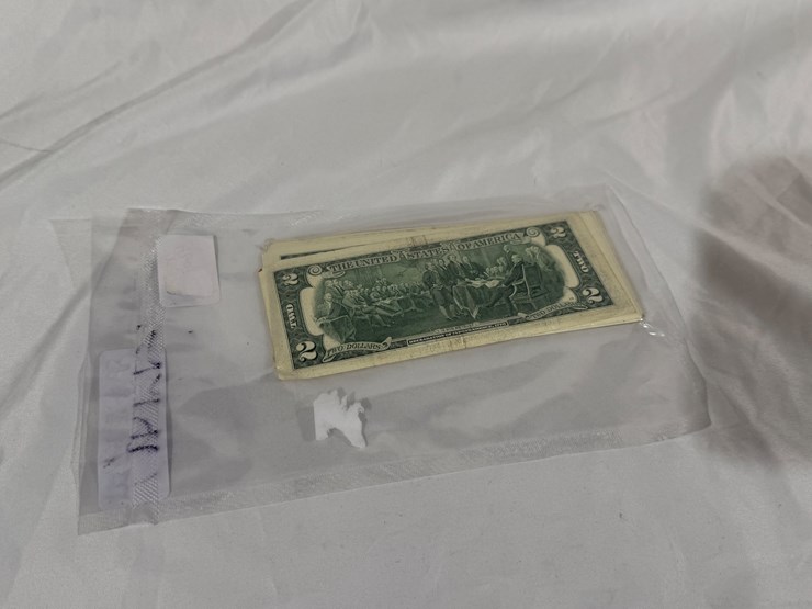 #40037-•-(50)-2017-two-dollar-bills-uncirculated-image-6