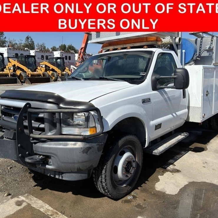 2002 FORD F550