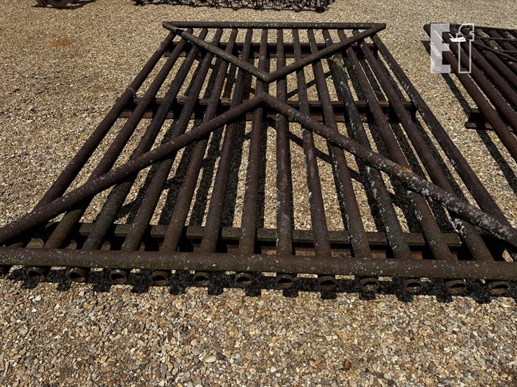 cattle-gap-12'-x-7'-7235-image-2