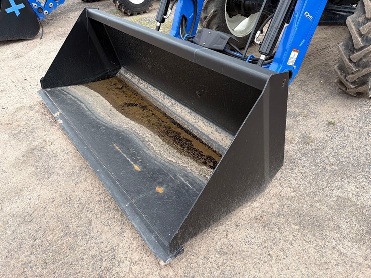 new-holland-workmaster-70-image-12