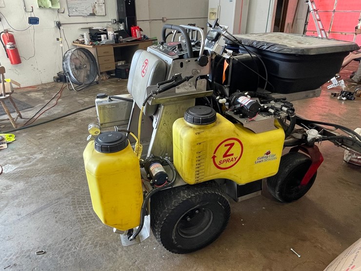 #4857-•-2018-z-spray-fertilizer-spreader-image-3