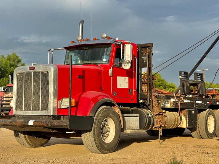 2013-peterbilt-367-image-26