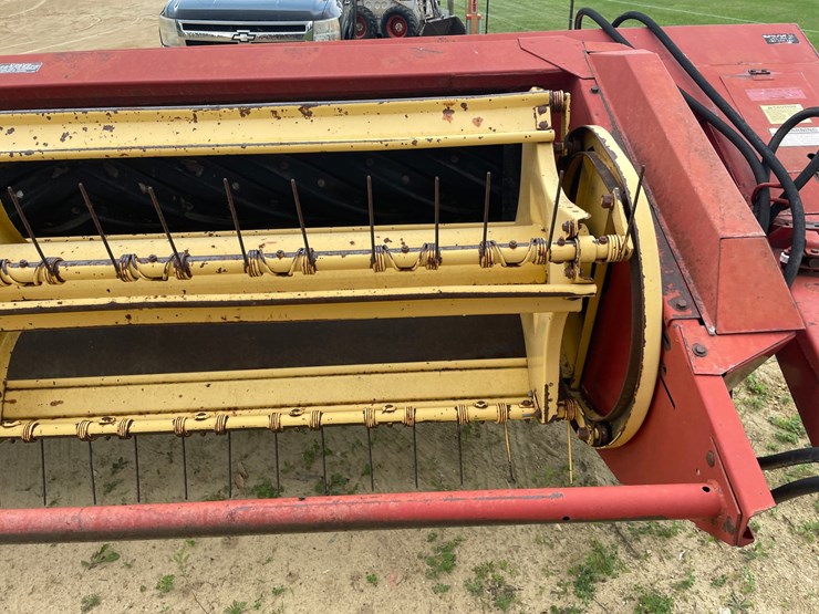 new-holland-489-image-11