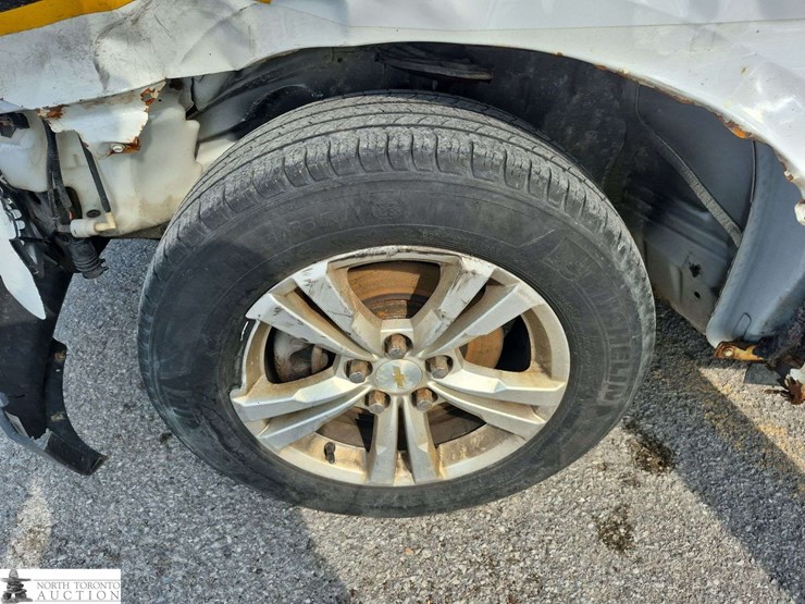 2015-chevrolet-equinox-image-19