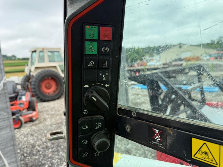bobcat-t76-image-21