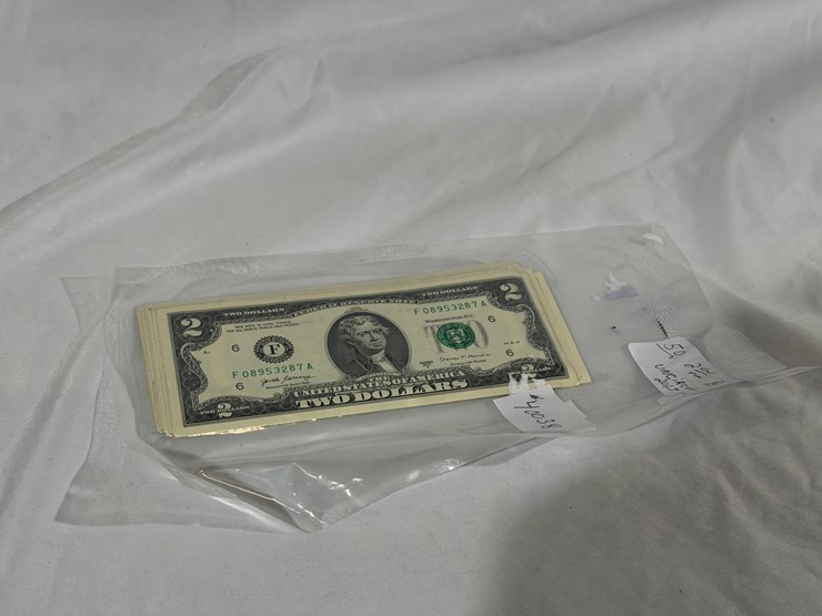 #40038-•-(50)-2017-two-dollar-bills-uncirculated-image-2
