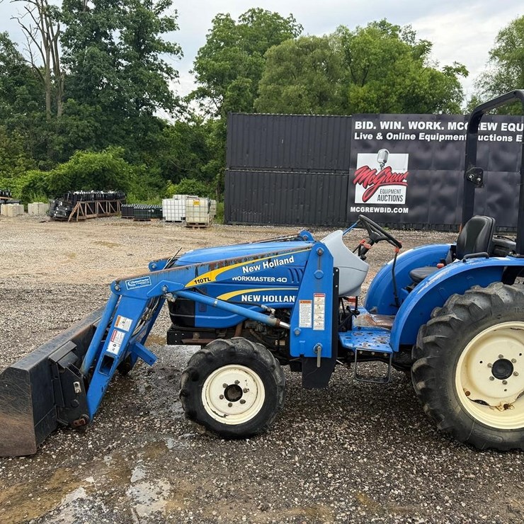 NEW HOLLAND WORKMASTER 40