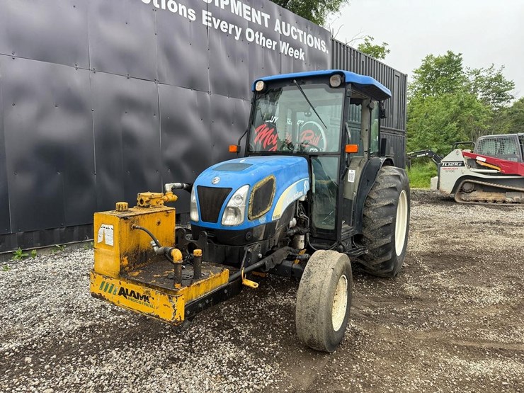 new-holland-t4030-image-8